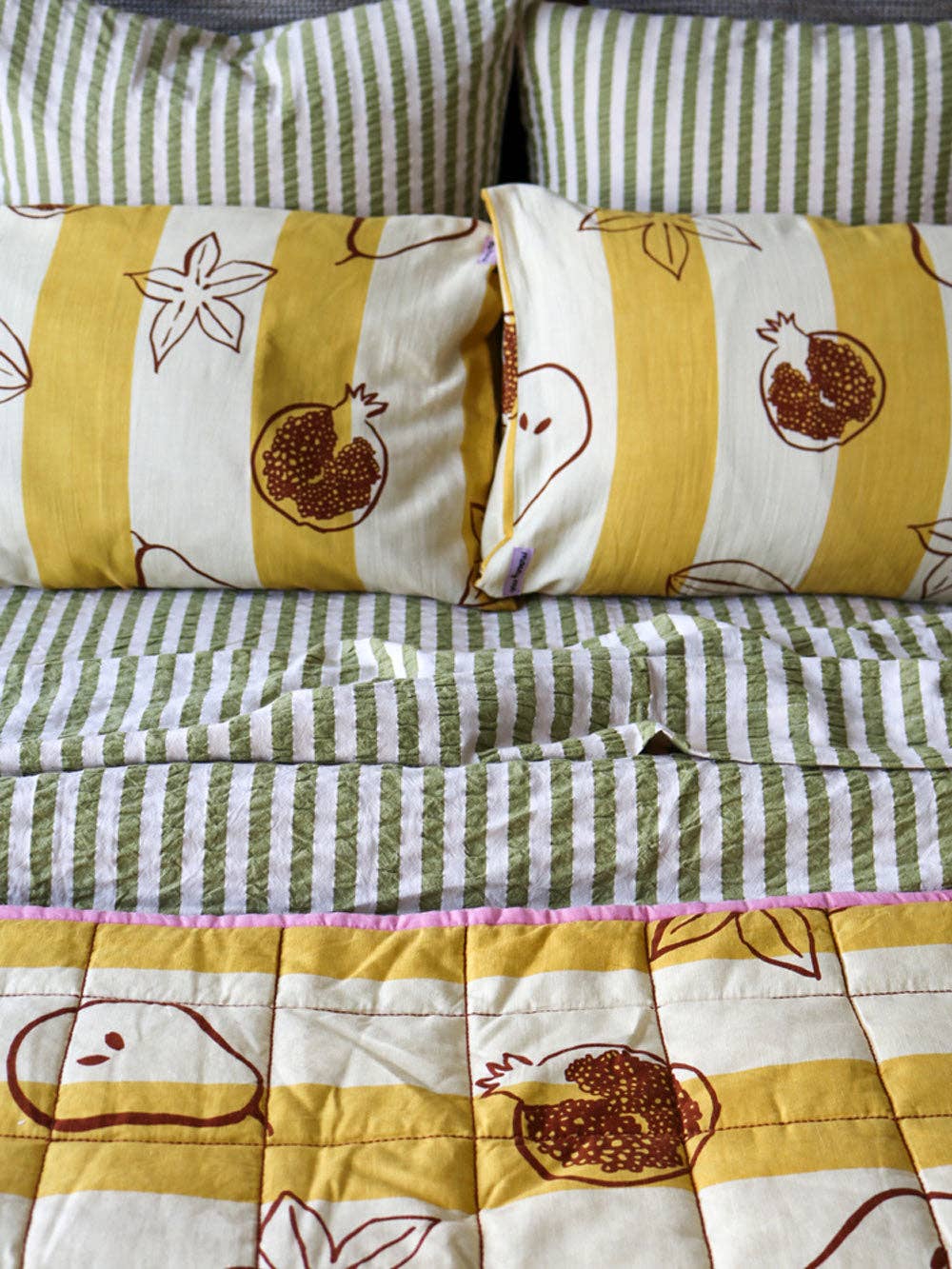 Pistachio Seersucker Quilt Cover: Queen