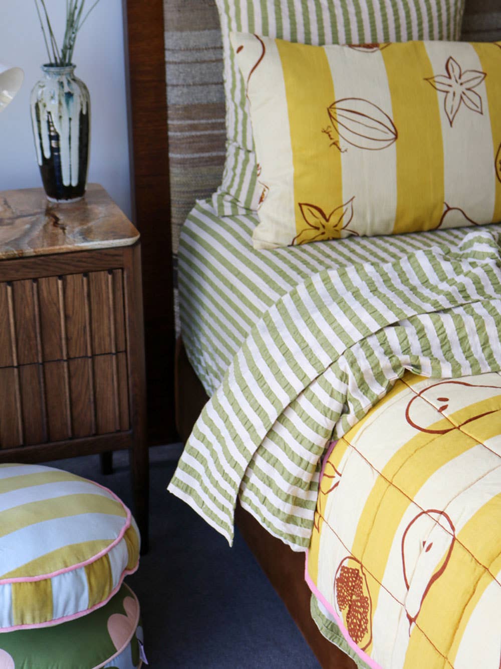 Pistachio Seersucker Fitted Sheet: King