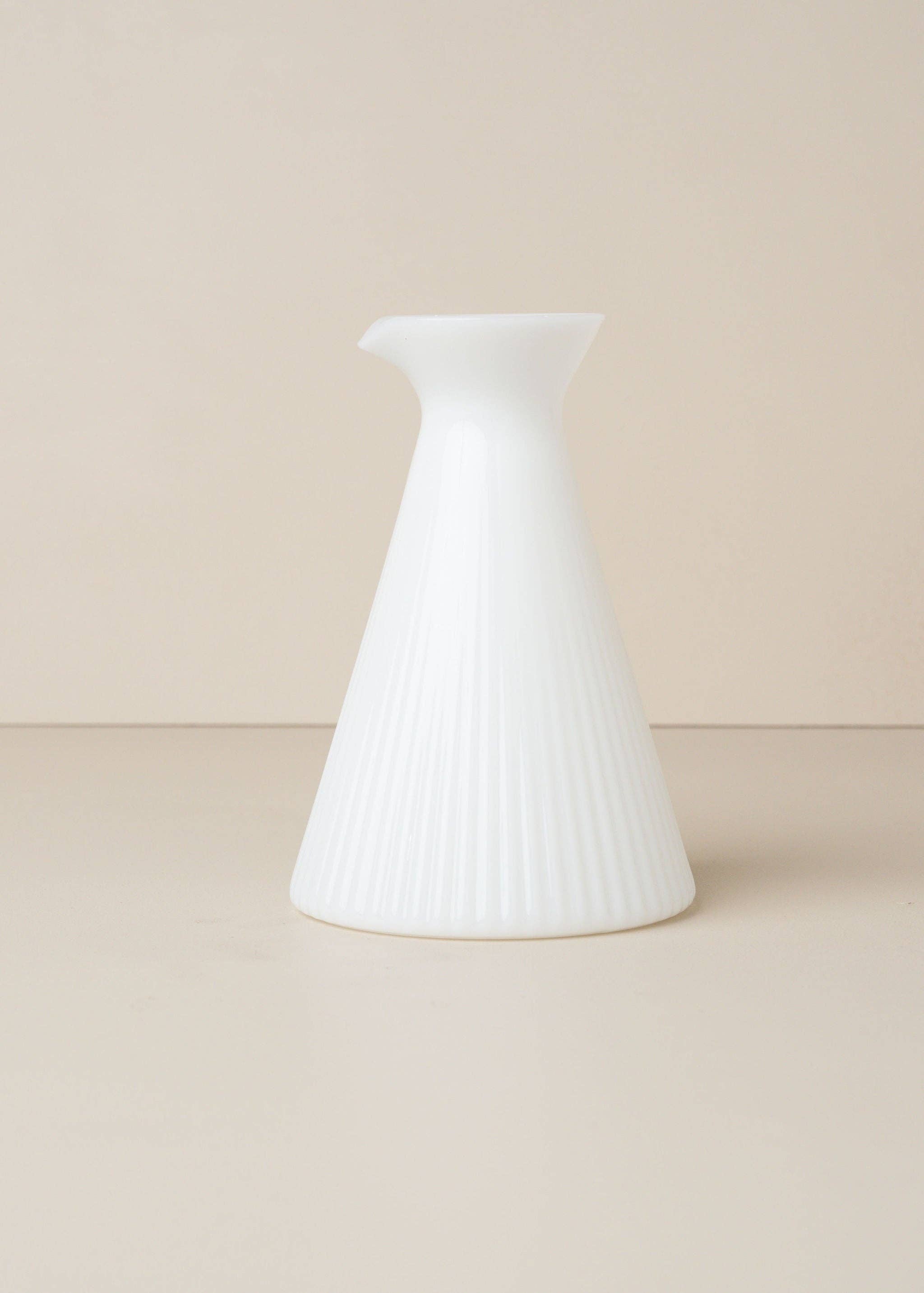 Kairos Angular Carafe | Opaque White