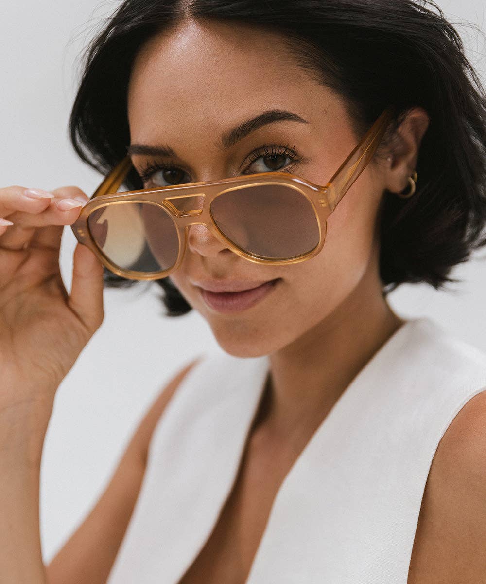 Goldie Aviator Sunglasses: Honey