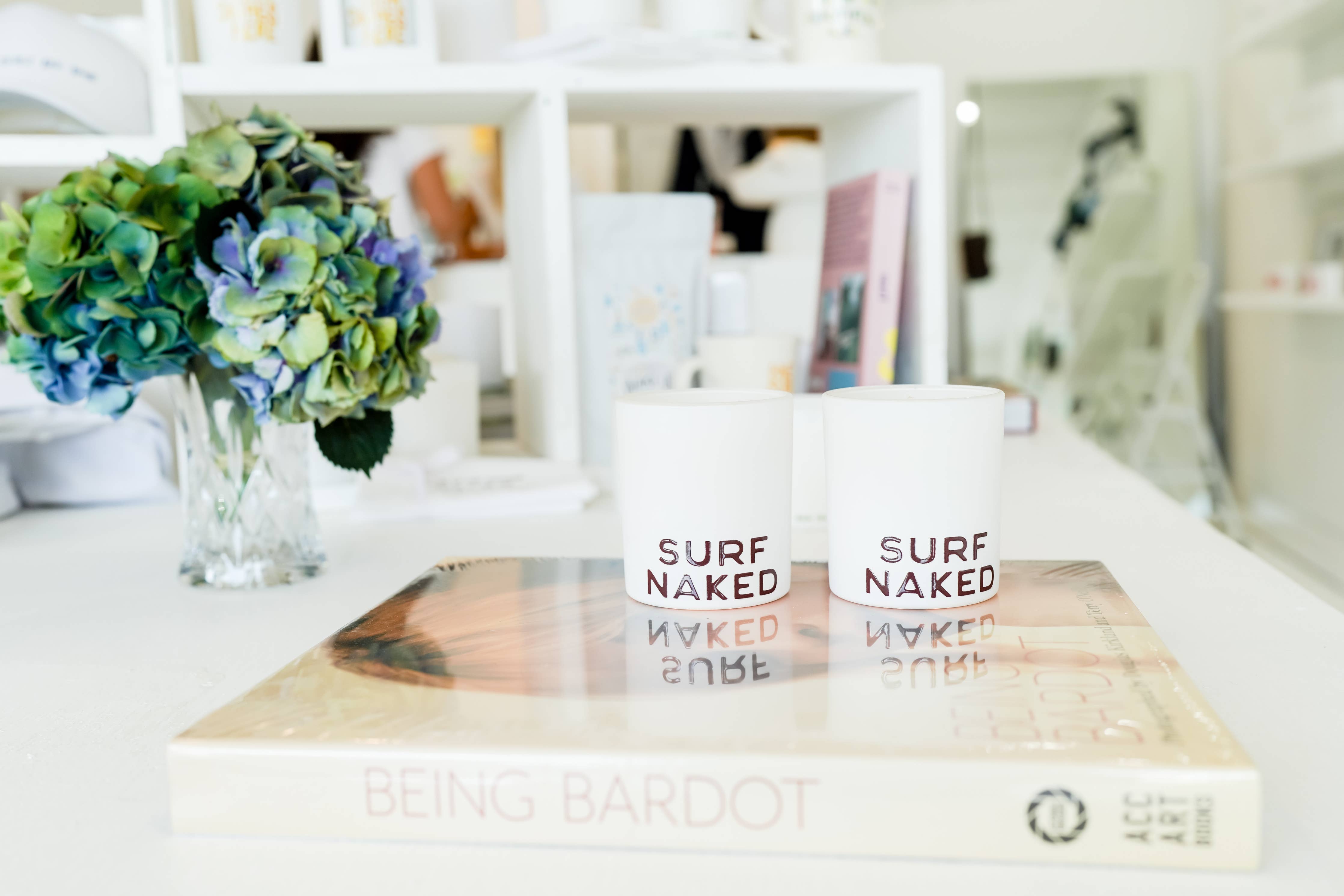 "Surf Naked" 10 oz Soy Candle: Illustrated Glass Soy Candle