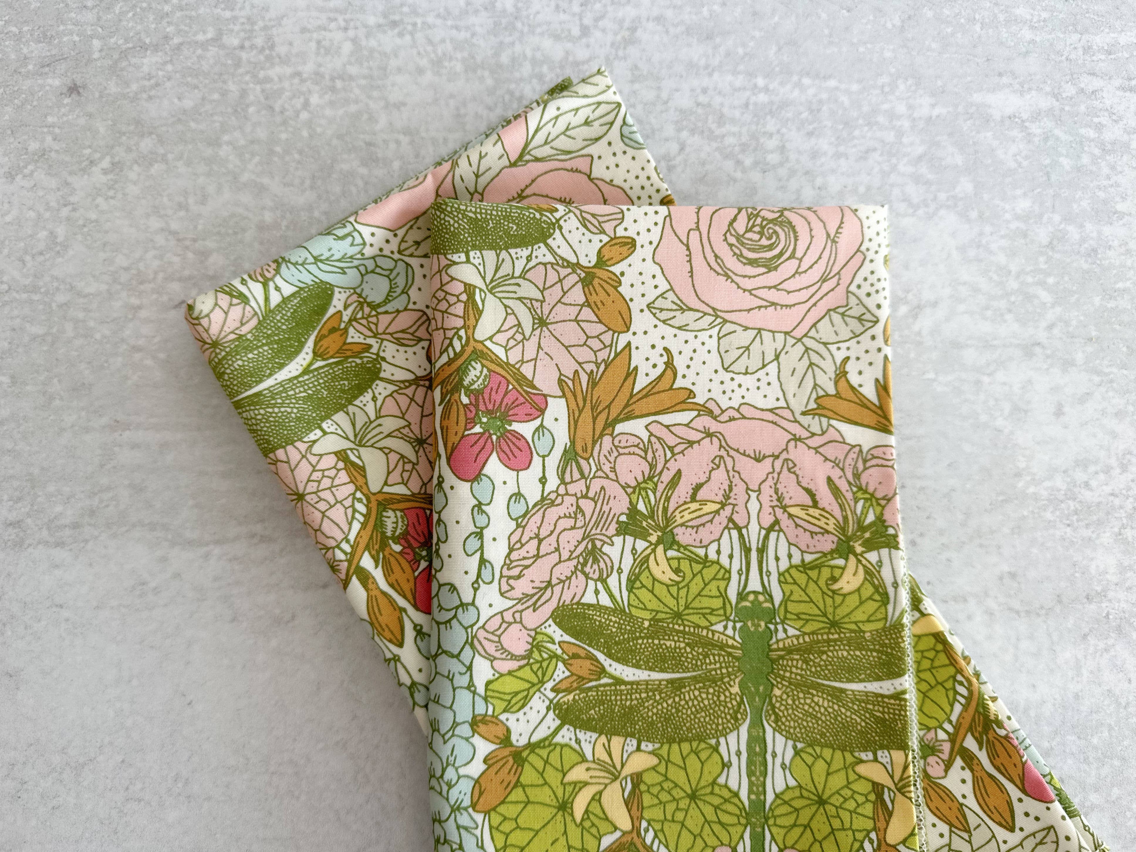 Dragonfly Garden Cloth Napkins, set of four: Cocktail