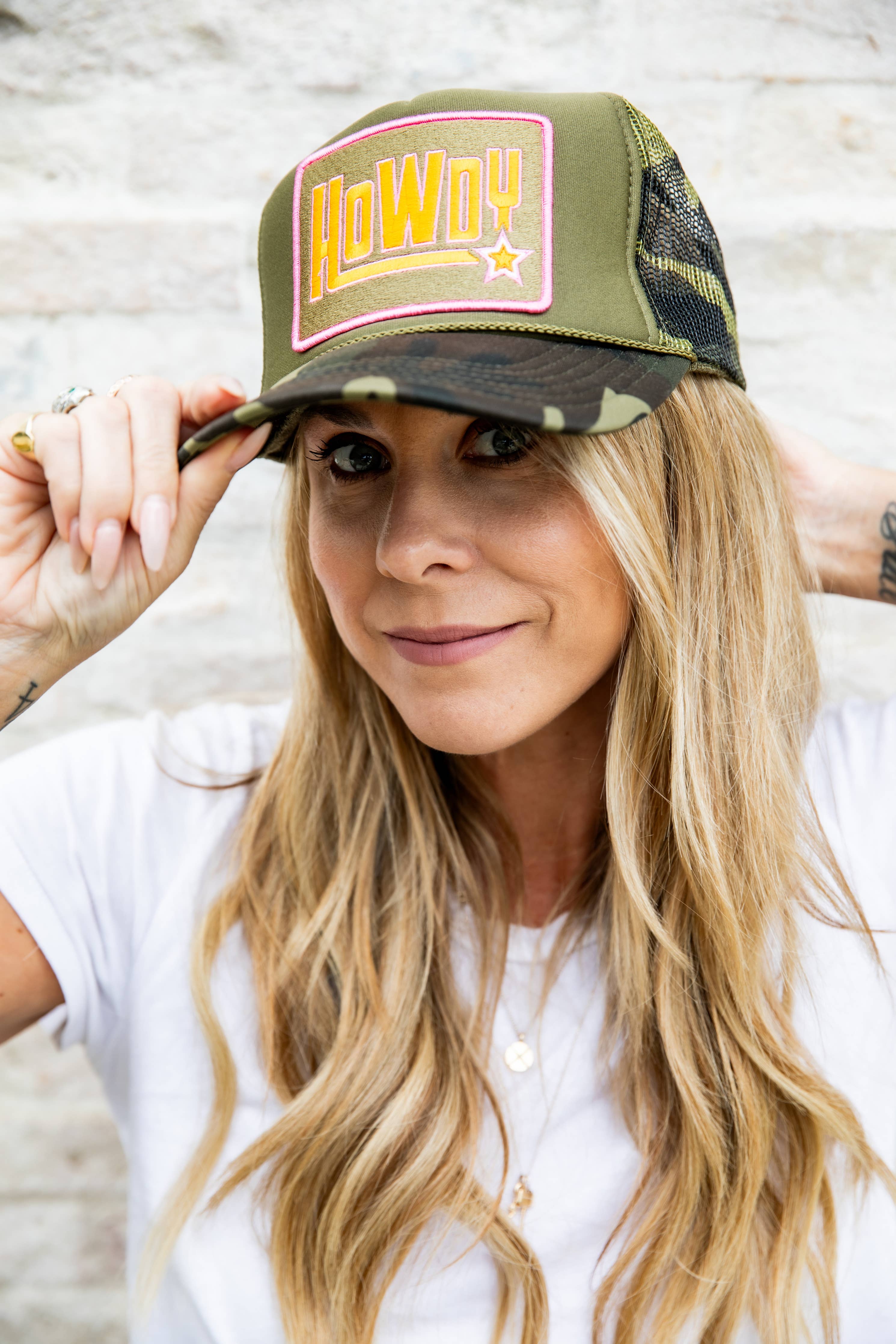 Howdy: Camo / One Size Fits Most