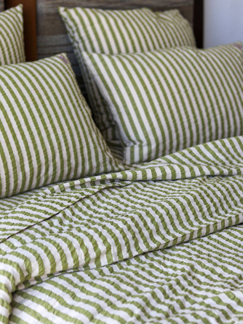 Pistachio Seersucker Quilt Cover: Queen