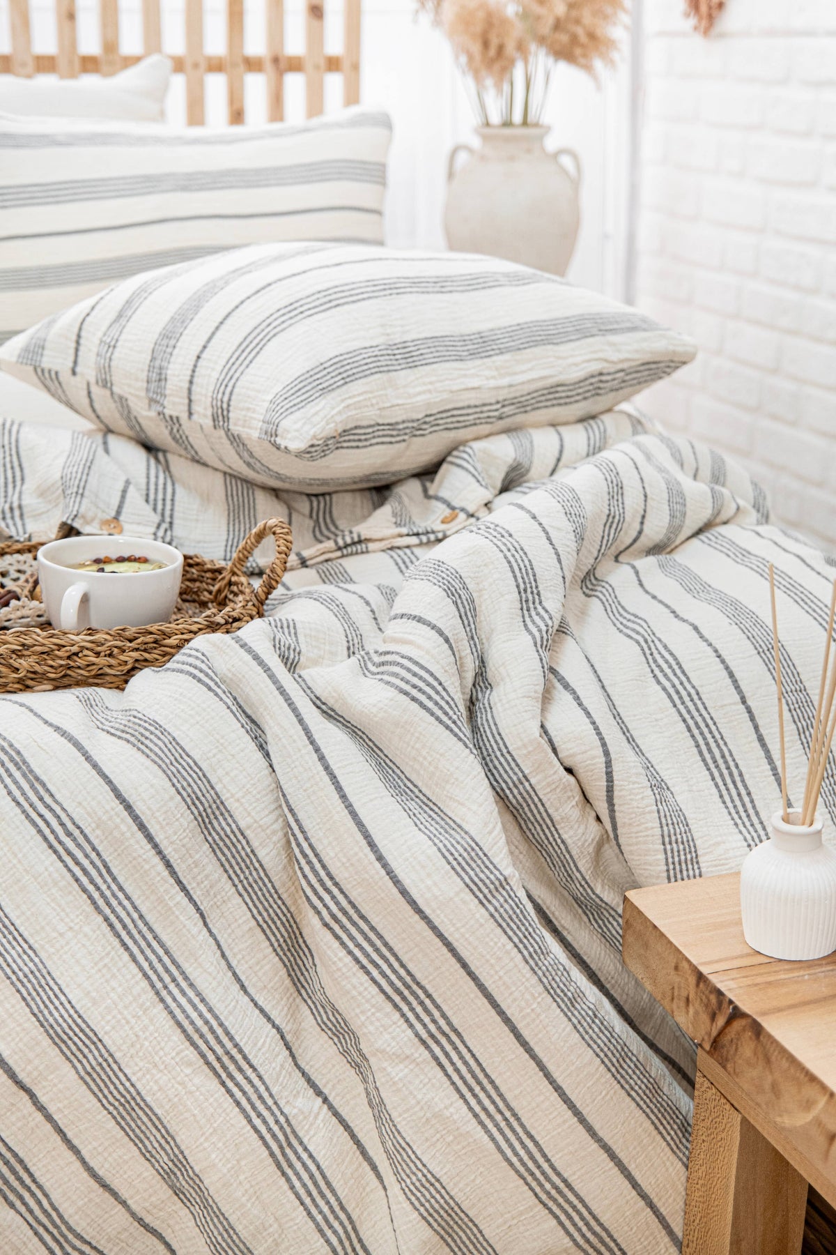 Organic Muslin Duvet Cover Set with Fitted Sheet and Pillowcases – Hypoallergenic Cotton Bedding: Queen 90 x 90 in (230 x 230 cm) / Taupe Stripe