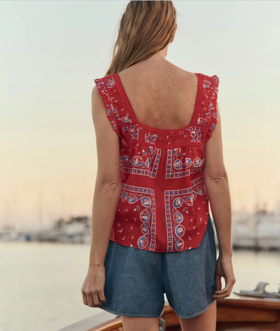 THE DOLPHIN SHORT