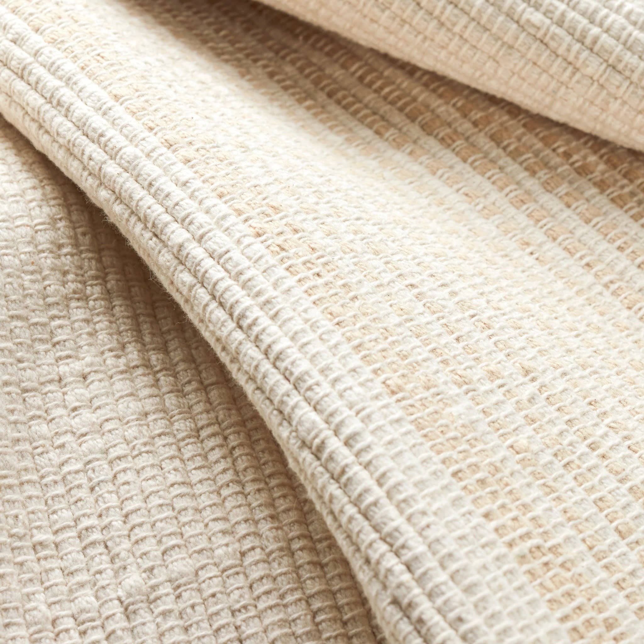 La Mirada Handwoven Cotton Rug | Wheat: 8' x 10'