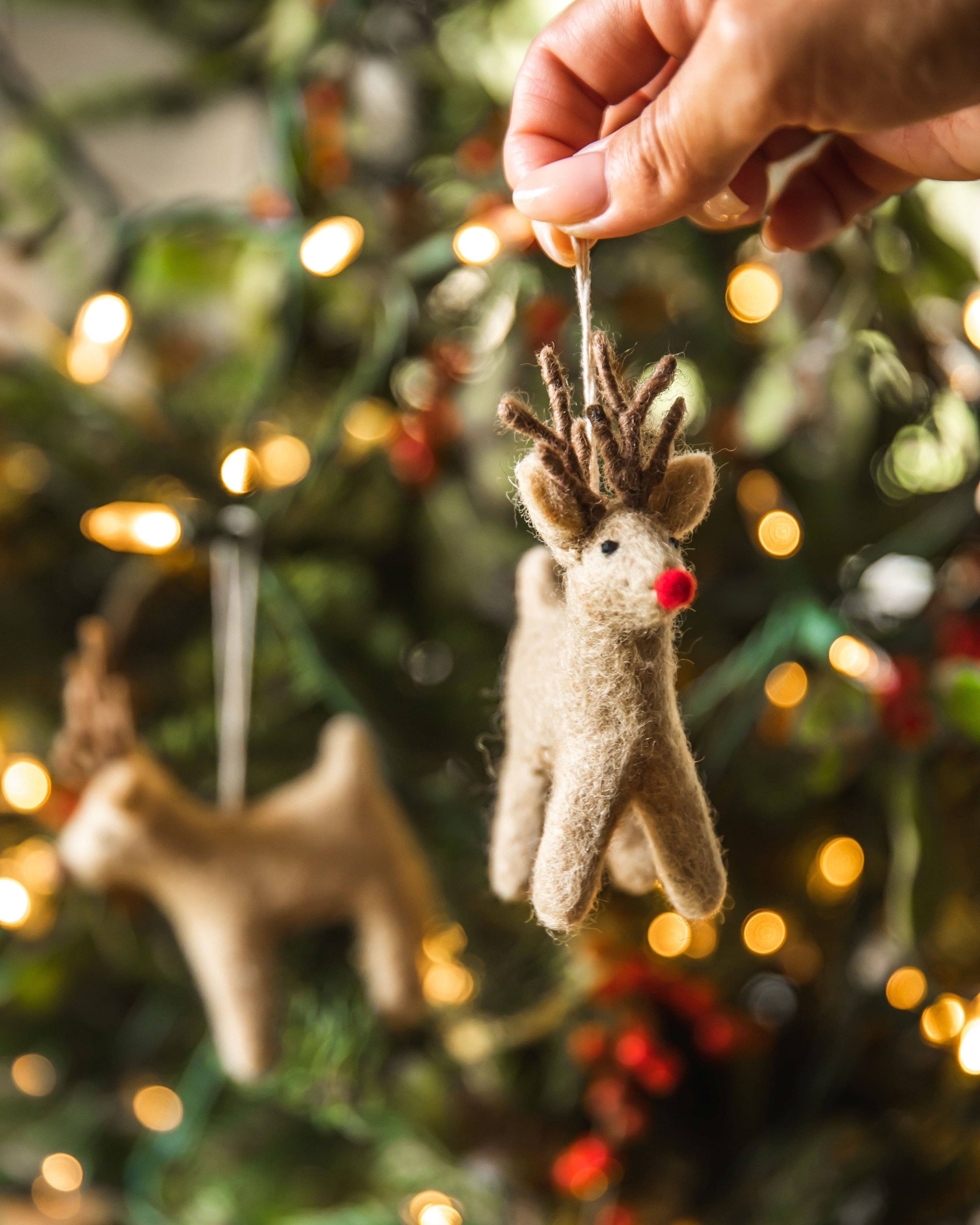 Dash Away Reindeer Ornament: Rudolph