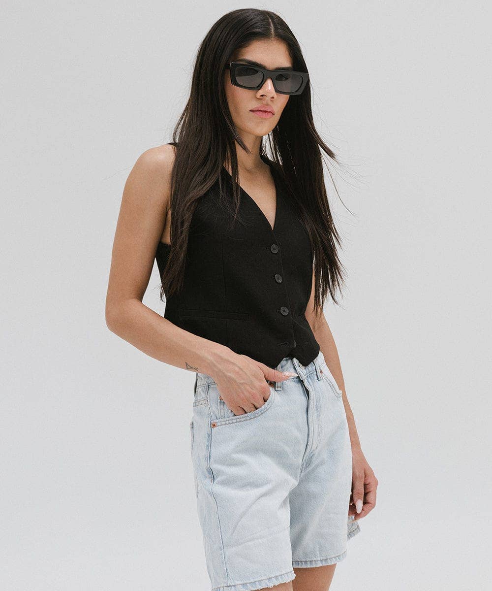 Jackie Rectangle Sunglasses: Black