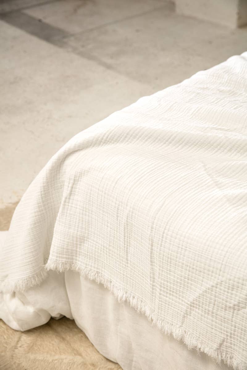 Enes Bed Cover | White