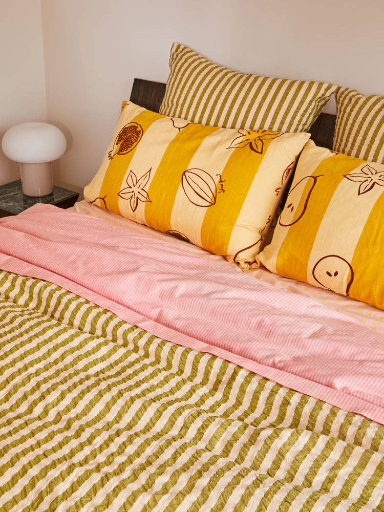 Pistachio Seersucker Quilt Cover: Queen