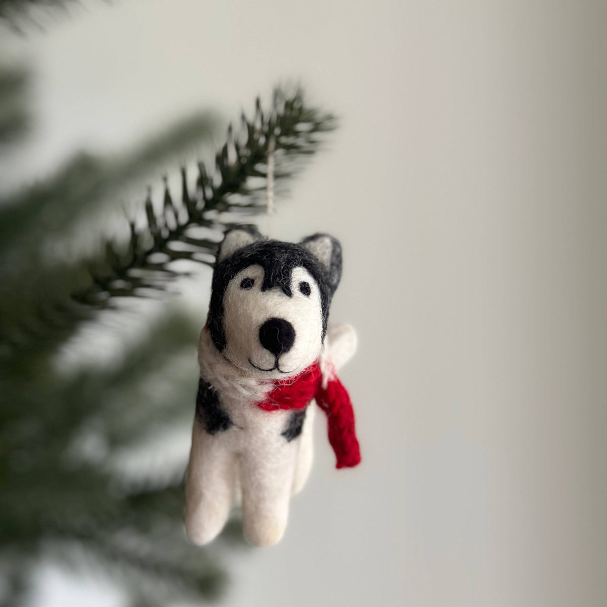 Felt Husky Ornament: Brown