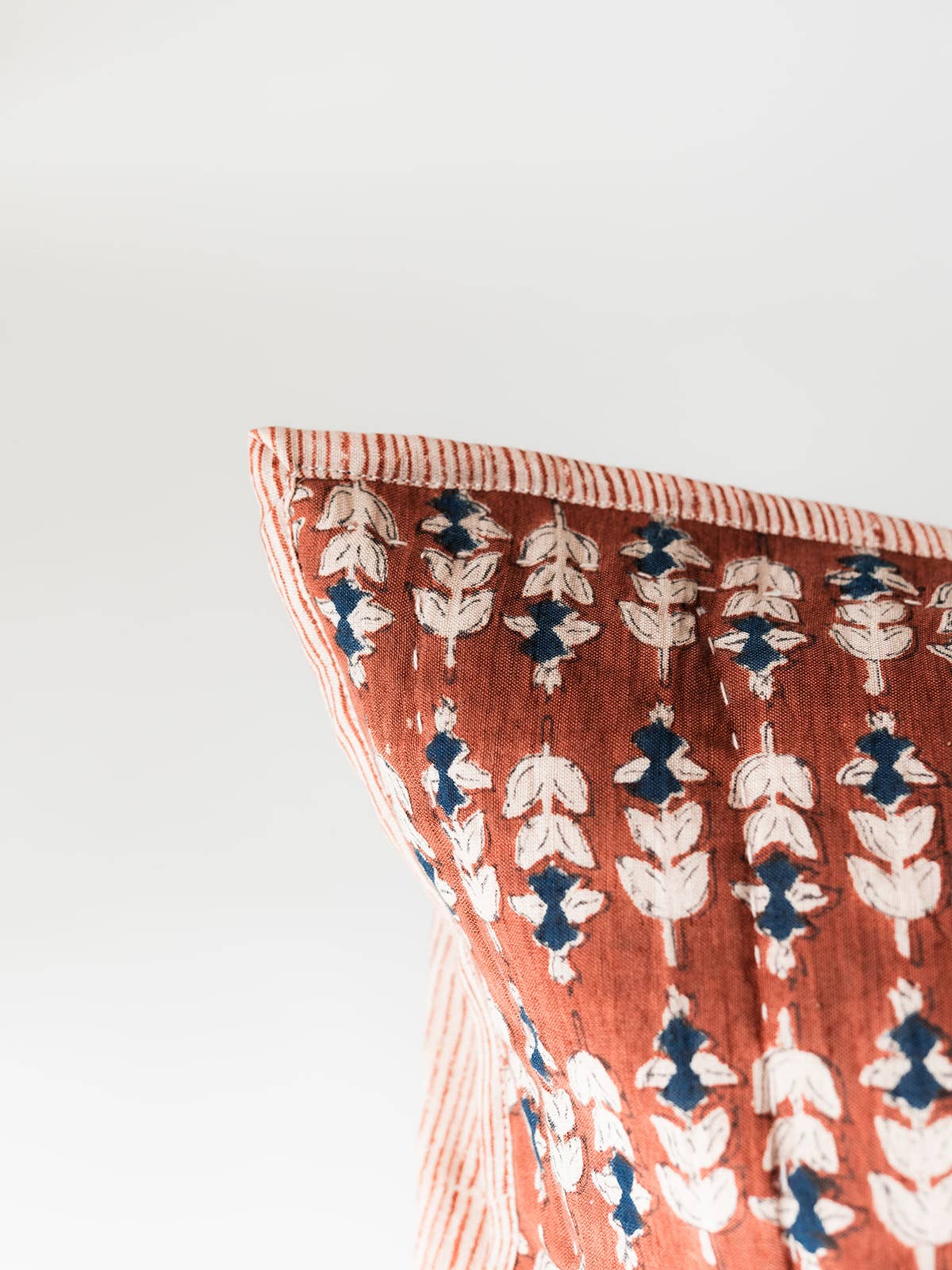 Blossom Block Print Sham: ORANGE / KING
