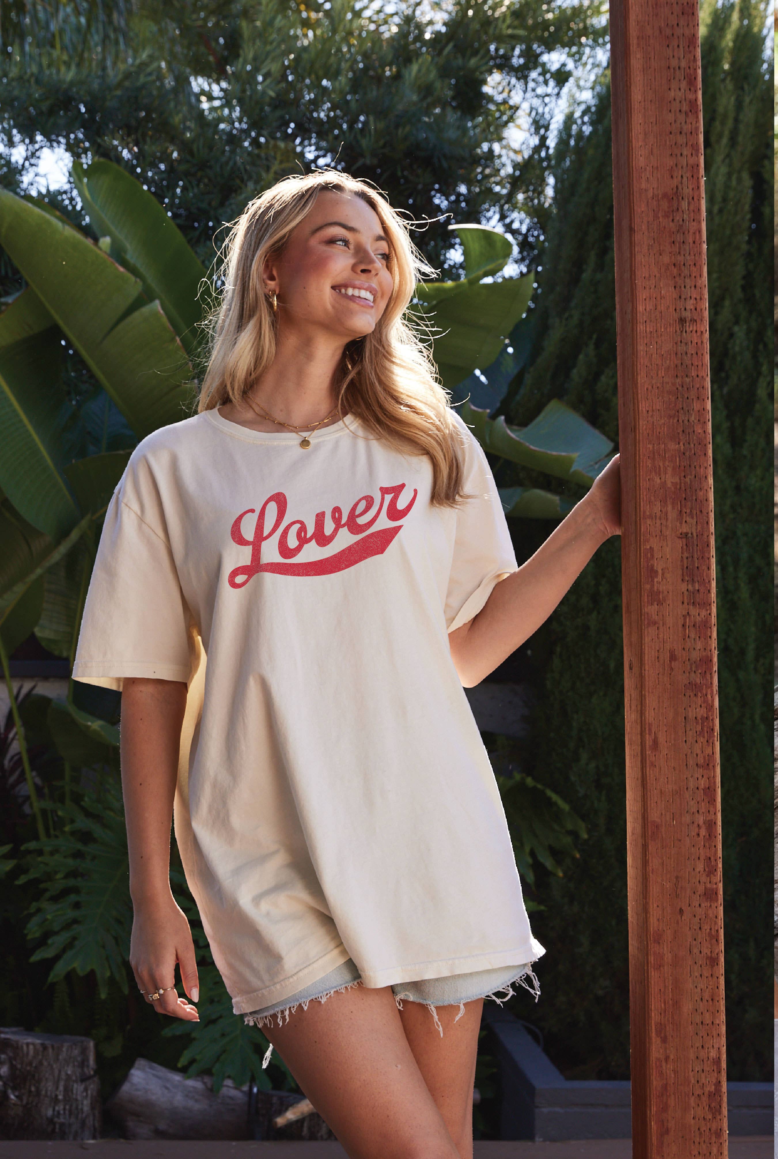 LOVER Oversized Graphic Top: SOFT PINK / S/M