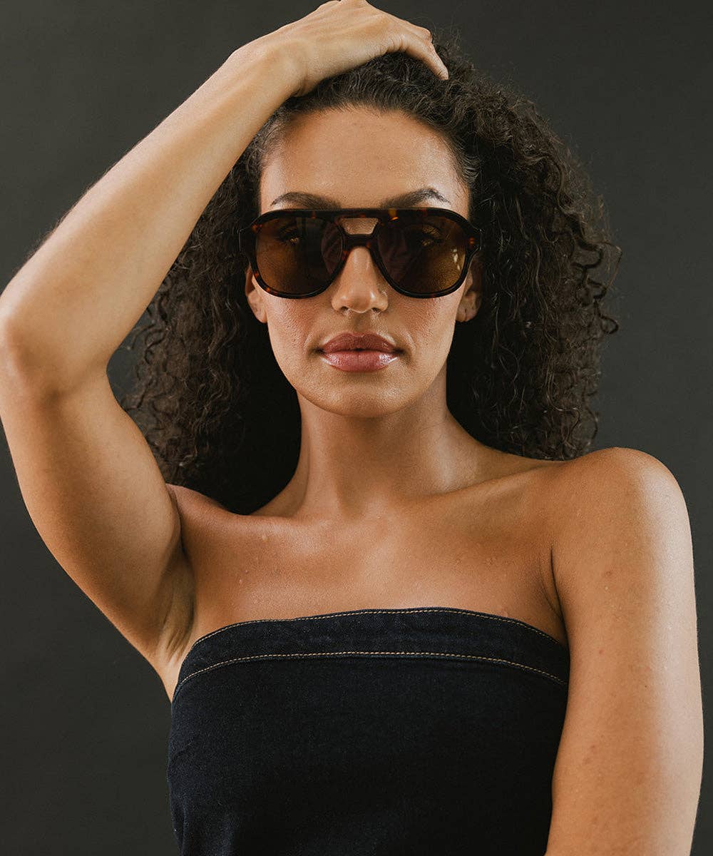 Goldie Aviator Sunglasses: Honey