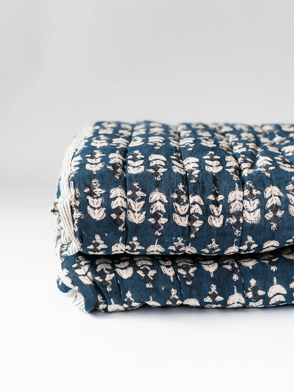 Blossom Block Print Quilt: DARK BLUE / KING/CAL KING