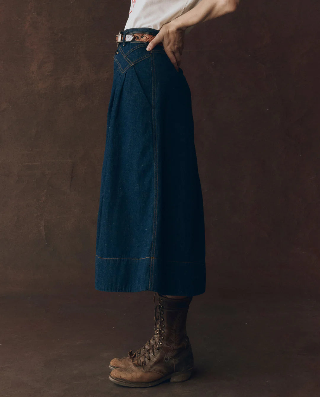 THE FIELD SKIRT