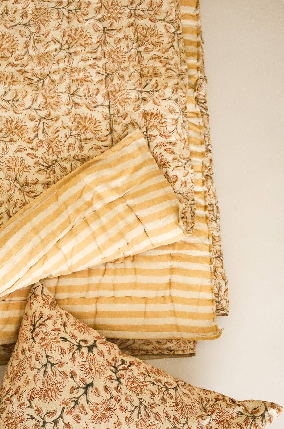 Ochre Grove Reversible Cotton Quilt: King