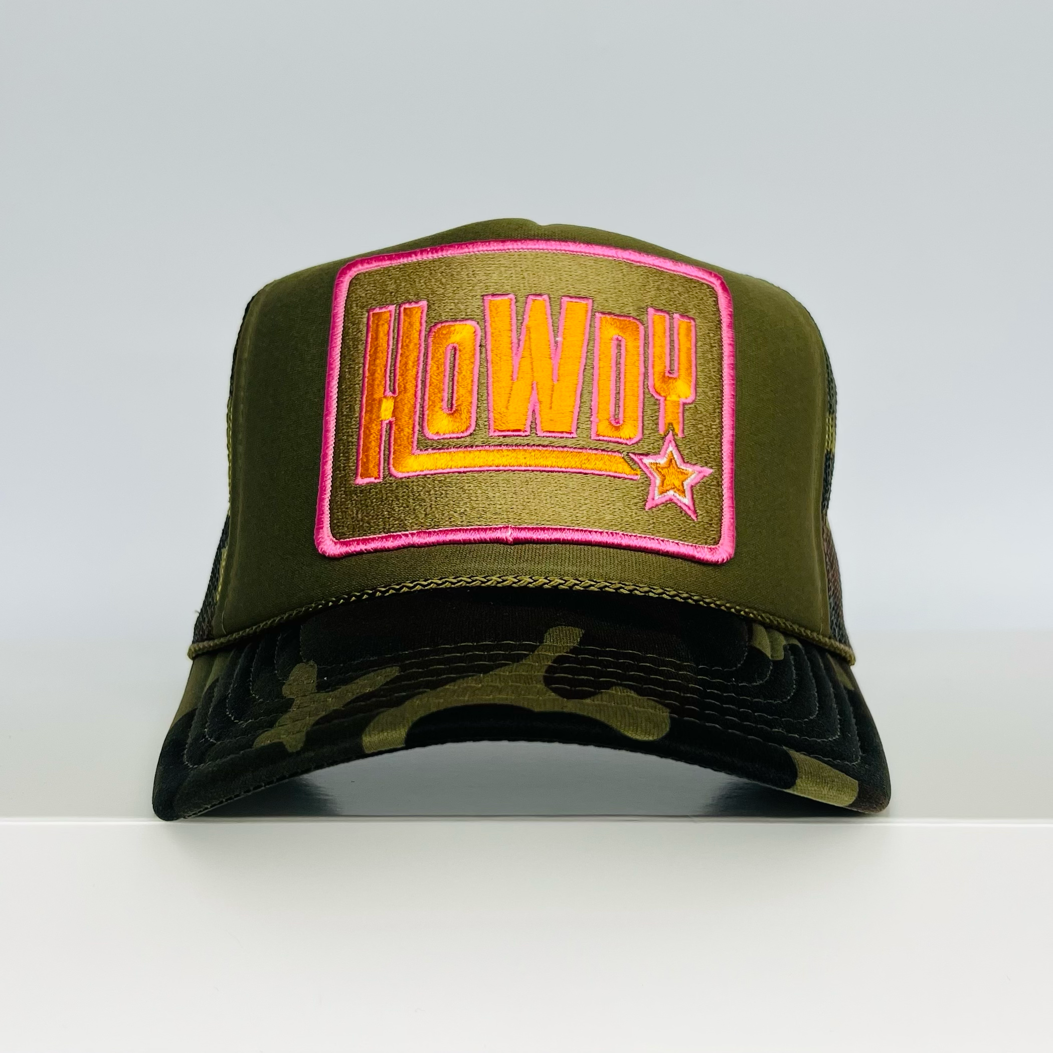 Howdy: Camo / One Size Fits Most