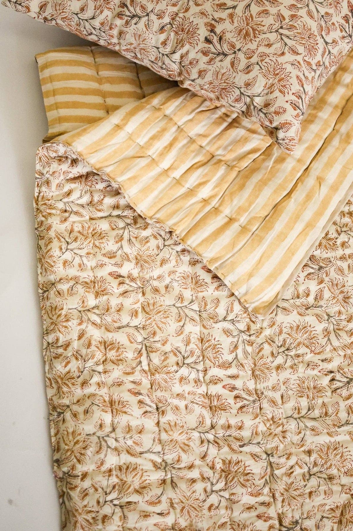 Ochre Grove Reversible Cotton Quilt: King