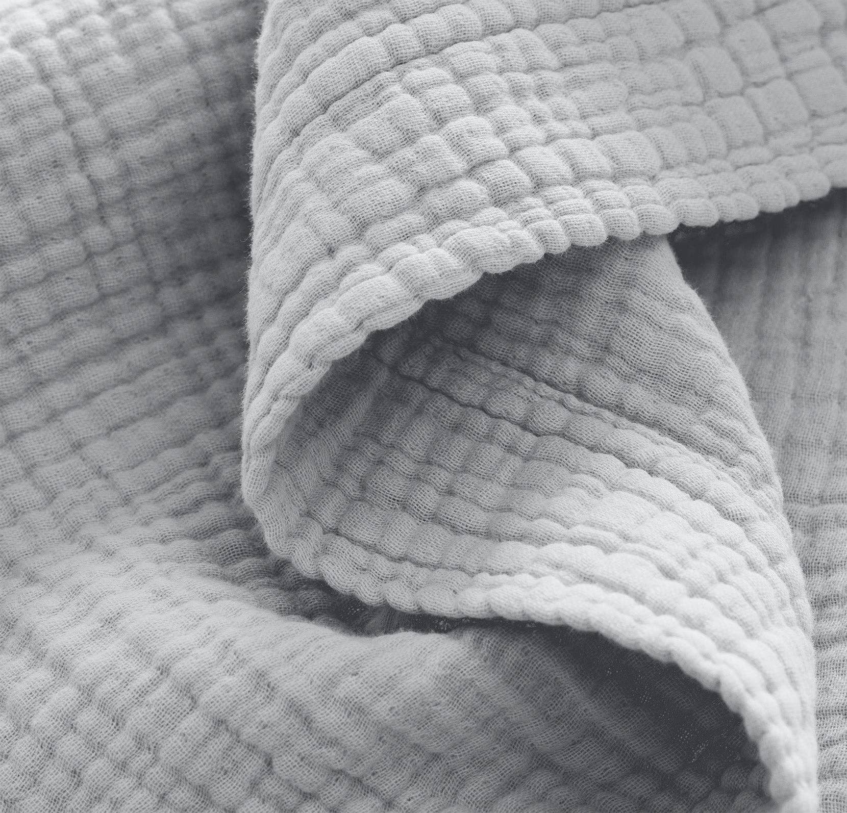 Dream Bed Blanket: White / King/Cal King