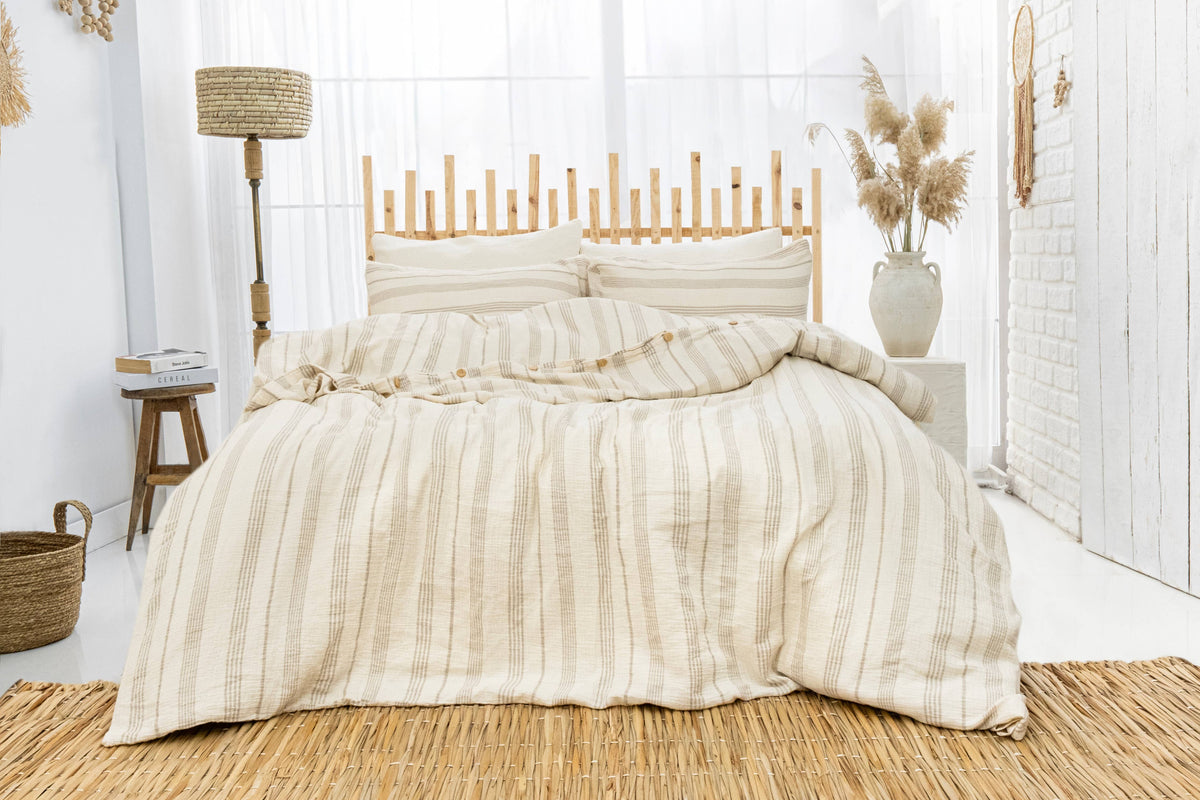 Organic Muslin Duvet Cover Set with Fitted Sheet and Pillowcases – Hypoallergenic Cotton Bedding: Queen 90 x 90 in (230 x 230 cm) / Taupe Stripe