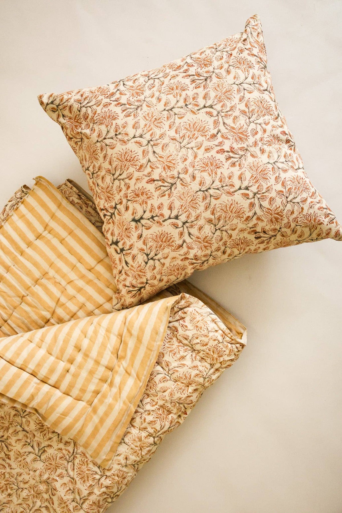 Ochre Grove Reversible Cotton Quilt: King