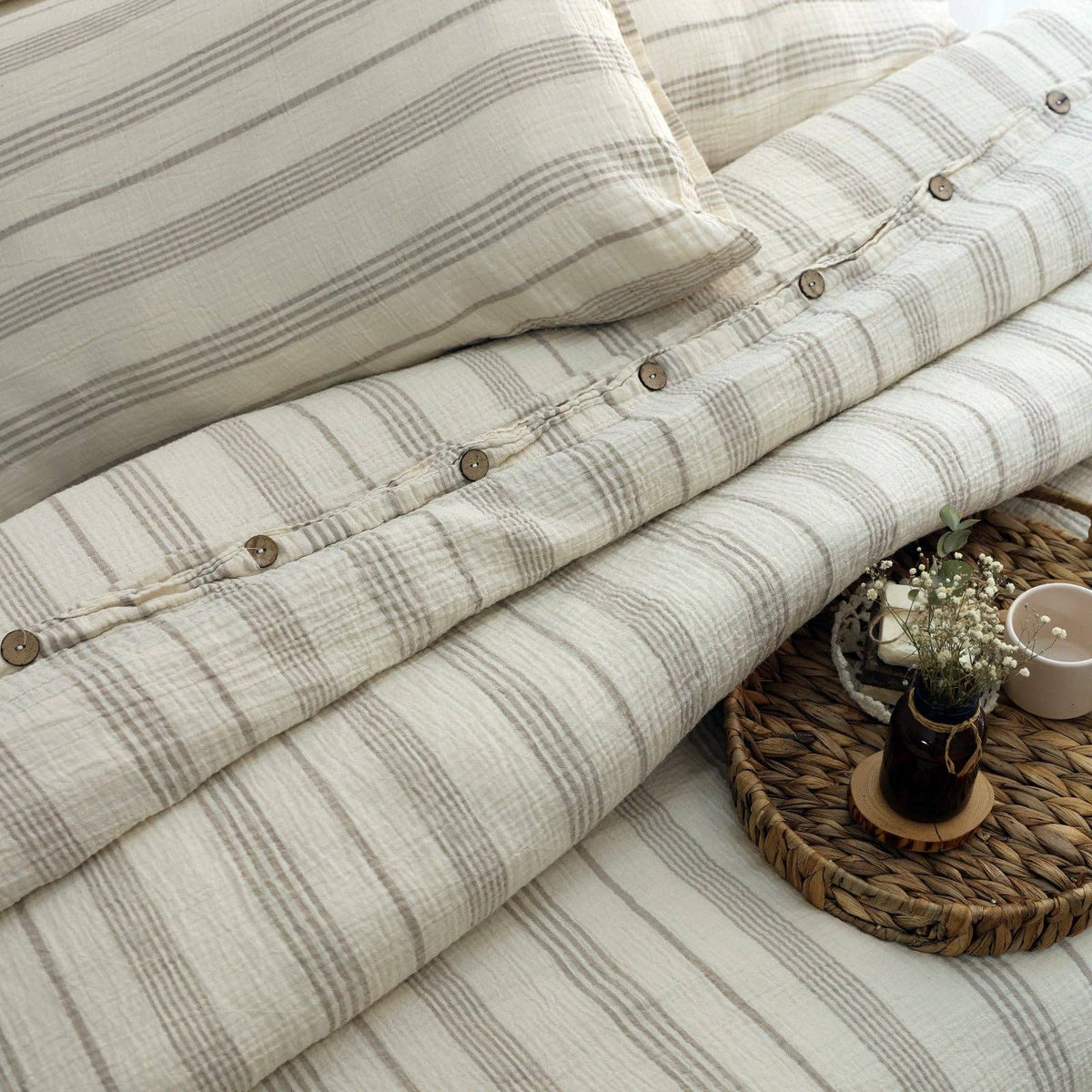 Organic Muslin Duvet Cover Set with Fitted Sheet and Pillowcases – Hypoallergenic Cotton Bedding: Queen 90 x 90 in (230 x 230 cm) / Anthracite Grey Stripe