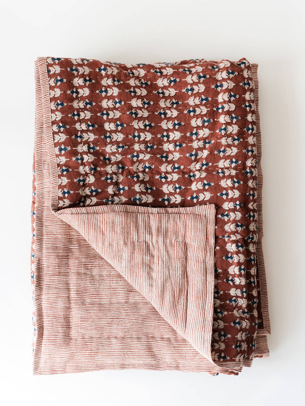 Blossom Block Print Quilt: DARK BLUE / KING/CAL KING